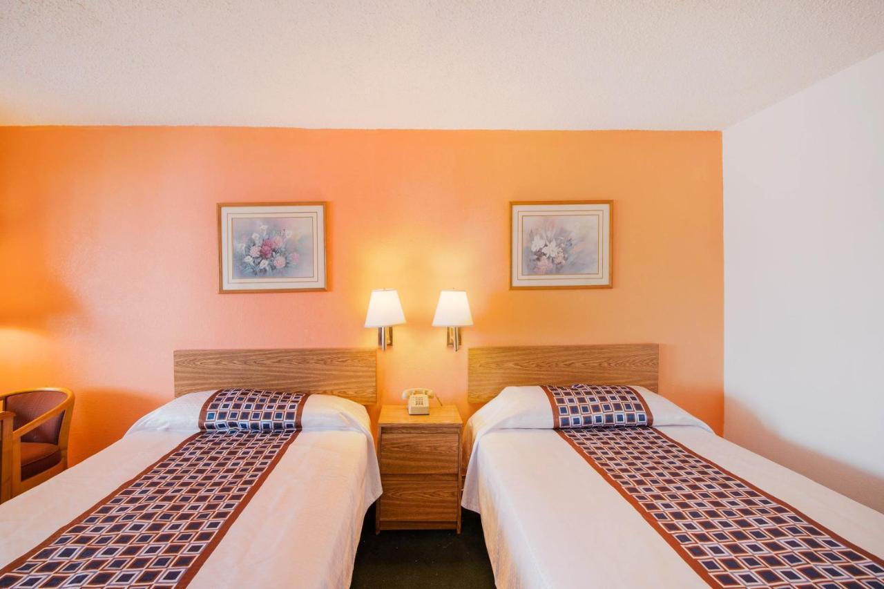 Hotel O Houston East Channelview I-10 Екстериор снимка