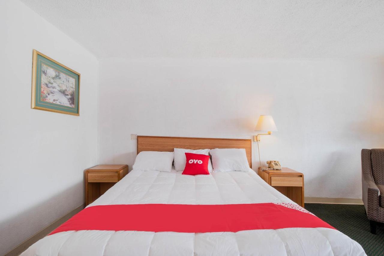 Hotel O Houston East Channelview I-10 Екстериор снимка