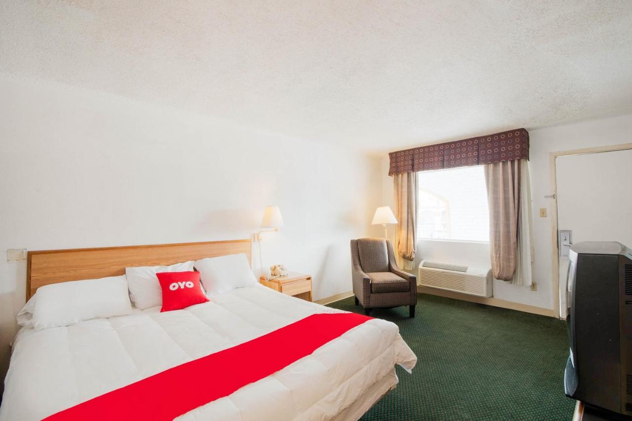 Hotel O Houston East Channelview I-10 Екстериор снимка